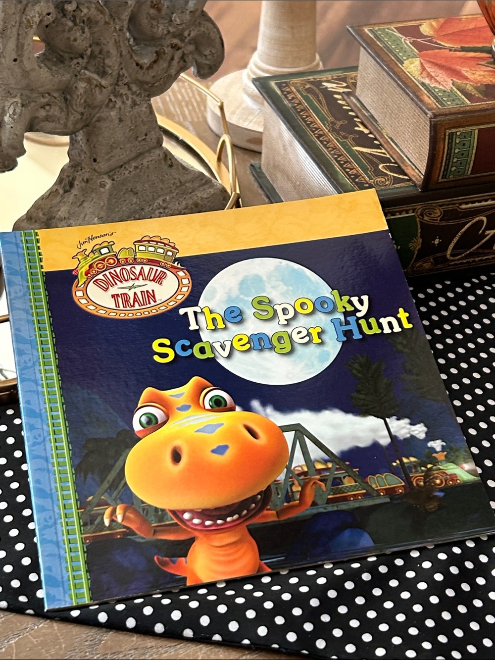 PBS Kids Dinosaur Train The Spooky Scavenger Hunt Halloween Holiday Book